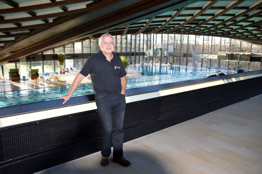 Read more about the article Rückblicke | Peter Messer begleitet das Badezentrum seit der Eröffnung als Lehrling bis heute als Betriebsleiter